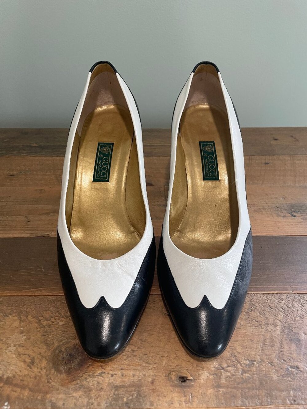 Vintage Gucci Black & White Two-Tone Leather Pumps | EU 39 / US 8.5 - Picture 3 of 5